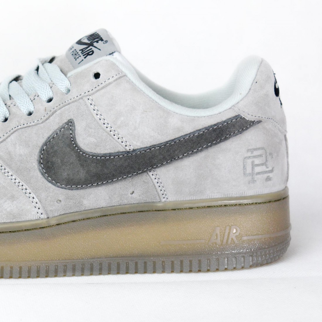 nike af1 x reigning champ